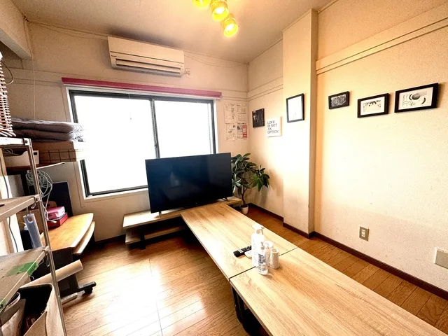 ドミトリー：サンロイヤルマンション４０２