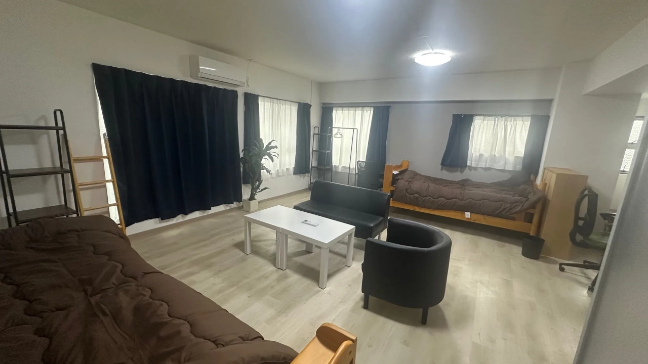 ドミトリー：408